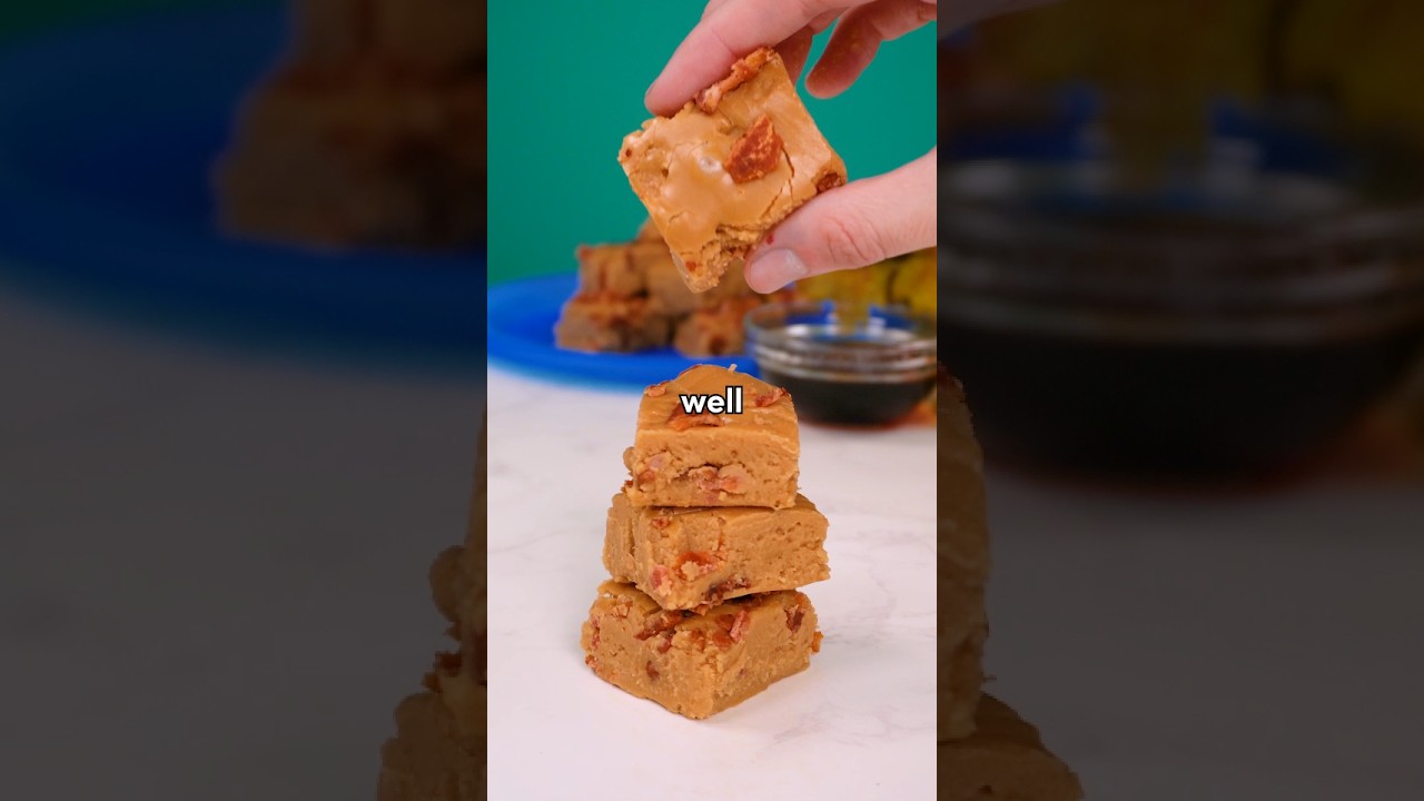 You NEED to try this mind-blowing MAPLE BACON FUDGE!