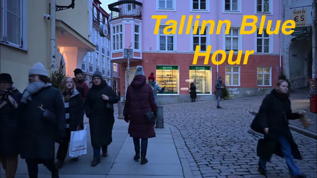 Magical Blue Hour in Tallinn Medieval City Centre Walking Tour 🇪🇪 December 2025 4K 🇪🇪 NIKON ZR