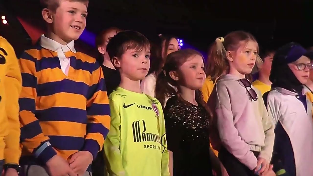 Sweet Caroline - Cover by Balmanno, Strathallan Prep School