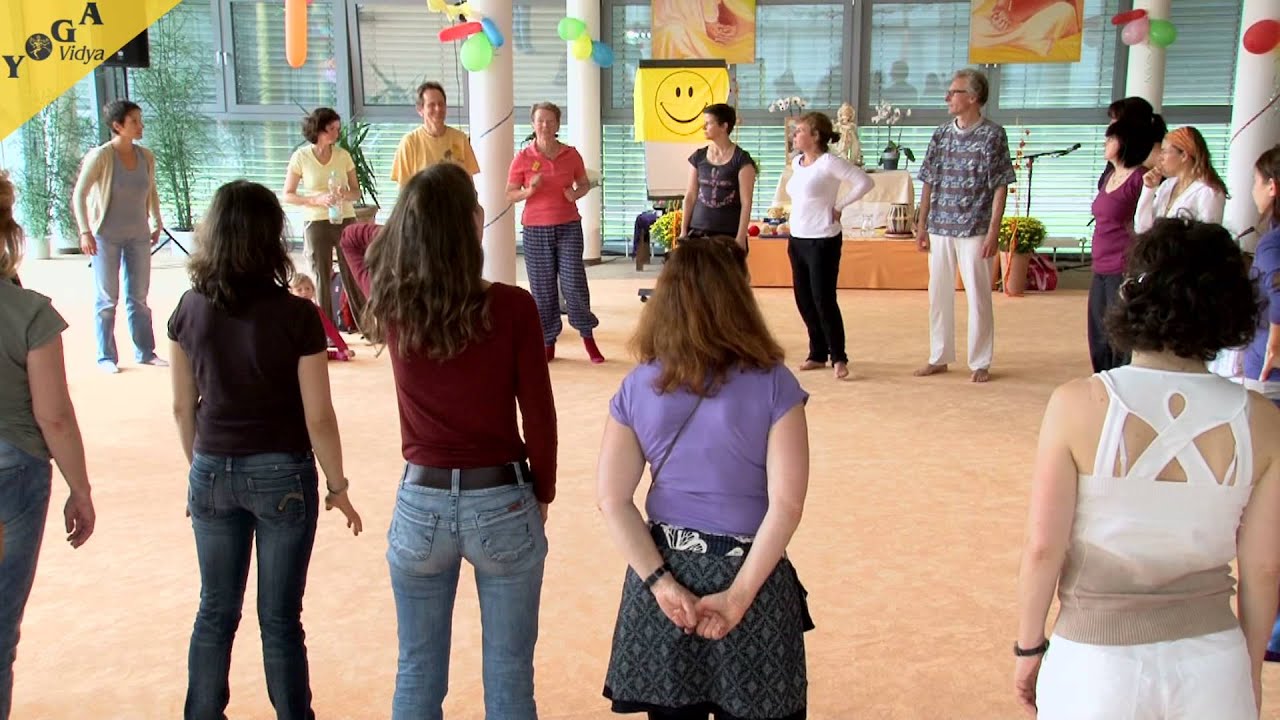 Vortrag und Yogastunde von Gisela Dombrowsky: Lachyoga für Kinder von 3 bis 12 Jahren