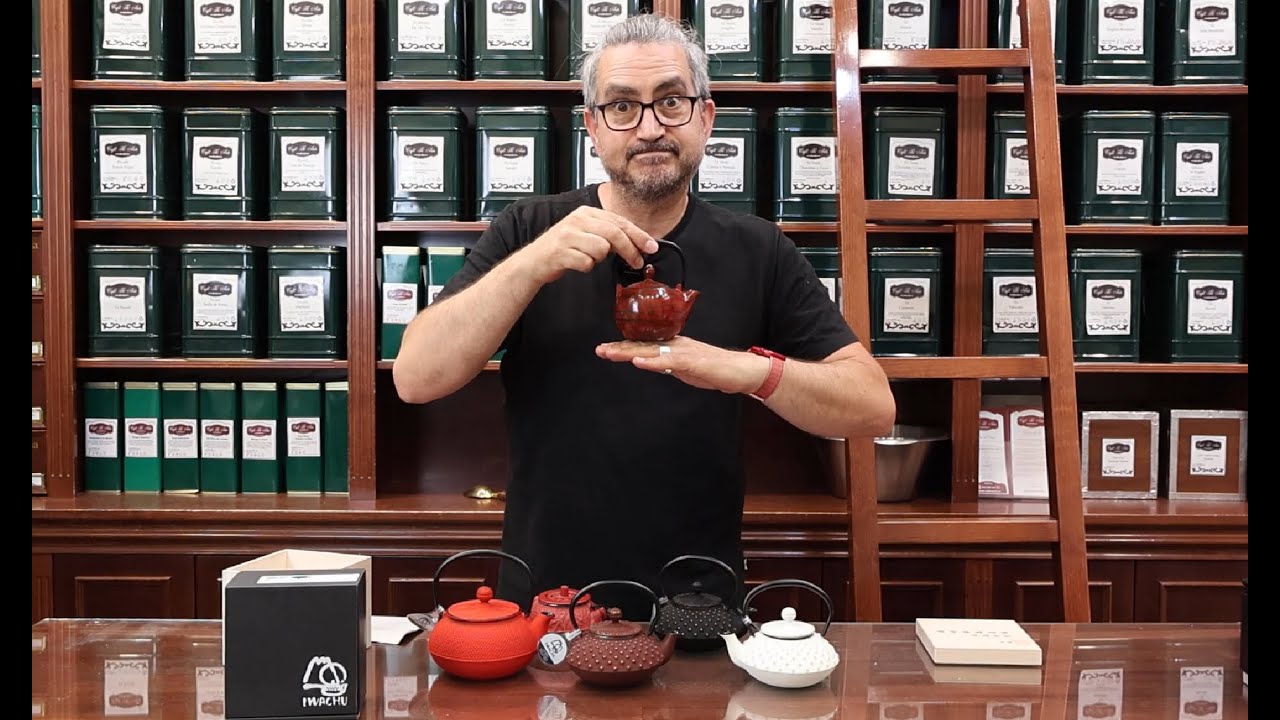 Teteras Japonesas de Hierro Iwachu 🫖 | Calidad, Cuidados y Diferencias con las Chinas