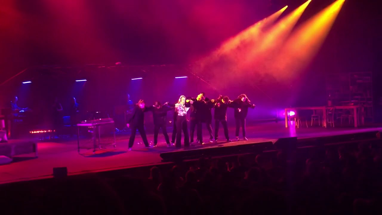 Sertab Erener - Hani Kimi Zaman ( CANLI PERFORMANS -ZORLU PSM ) #SertabınMüzikali