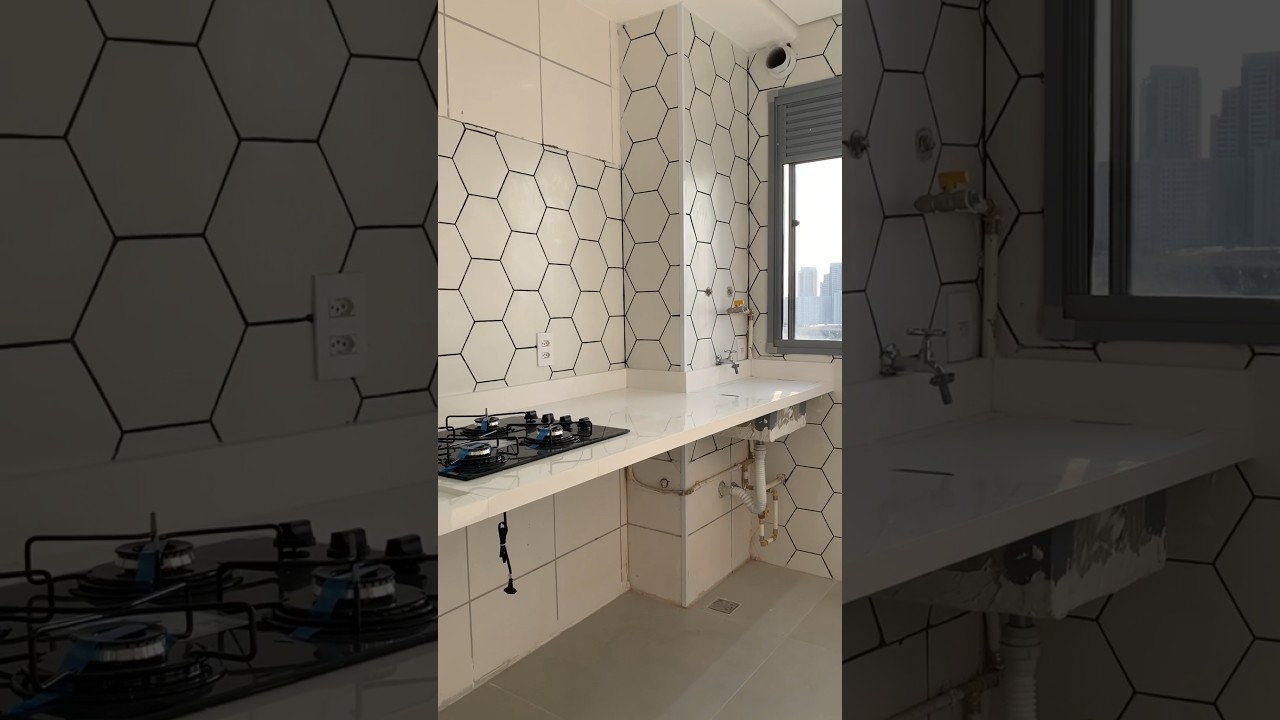 Revestimento hexagonal #reformando #reforma #reformaapartamento #apartamentodossonhos #antesedepois