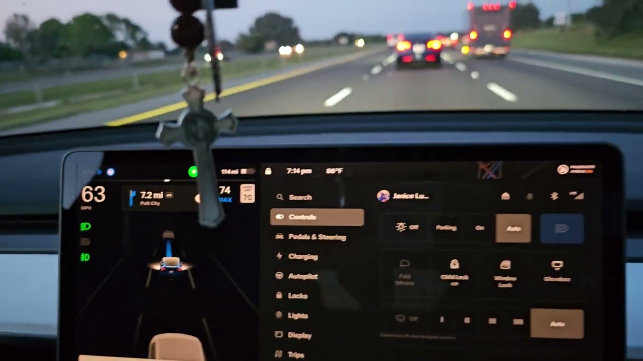 Tesla Enhanced Autopilot Auto Lane Change