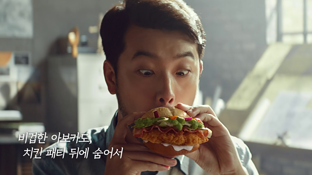 맥도날드 신제품 2종 출시! 웹툰작가 주호민과 이말년이 먼저 먹어봤다! 그들의 맛평가는? (TVC 30'')