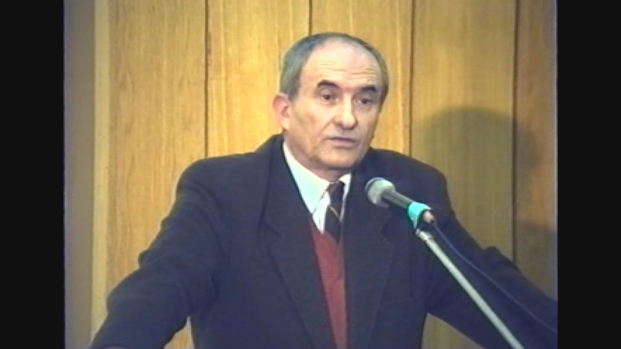 Vlado Gotovac, prof. -  Predsjednik MH, u Podravskoj Slatini 1992.  v v 6