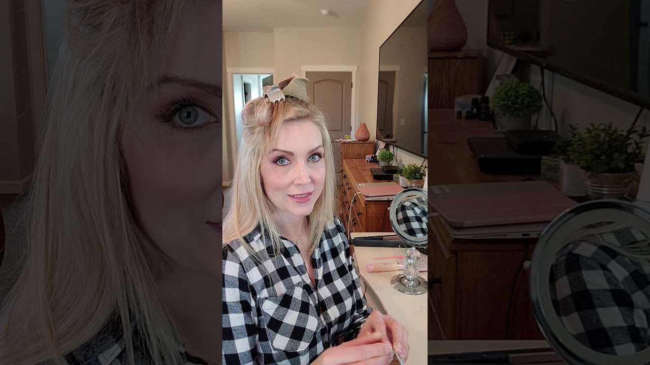 Tape in hair extensions, reverse sandwich method!