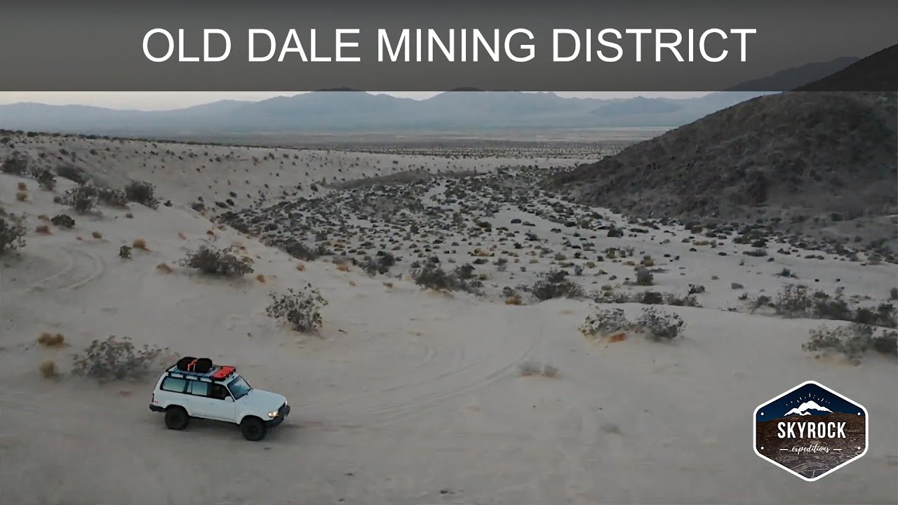 FZJ80 Off-Road Adventure 4X4 in the California Old Dale Mining District Near Joshua Tree