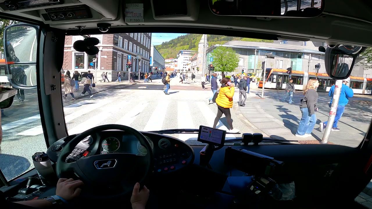 [Onboard] Driving 15 Meter MAN On Route 39 From The City Centre 
