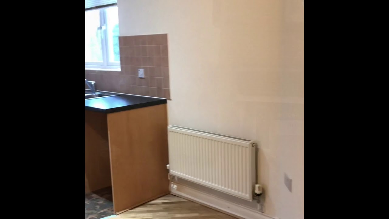 Three bedroom house in Beechfields, Galmington