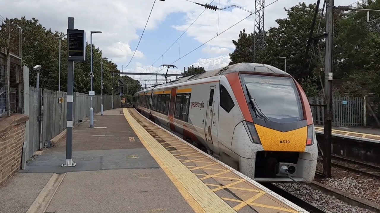 Trains at... Chelmsford