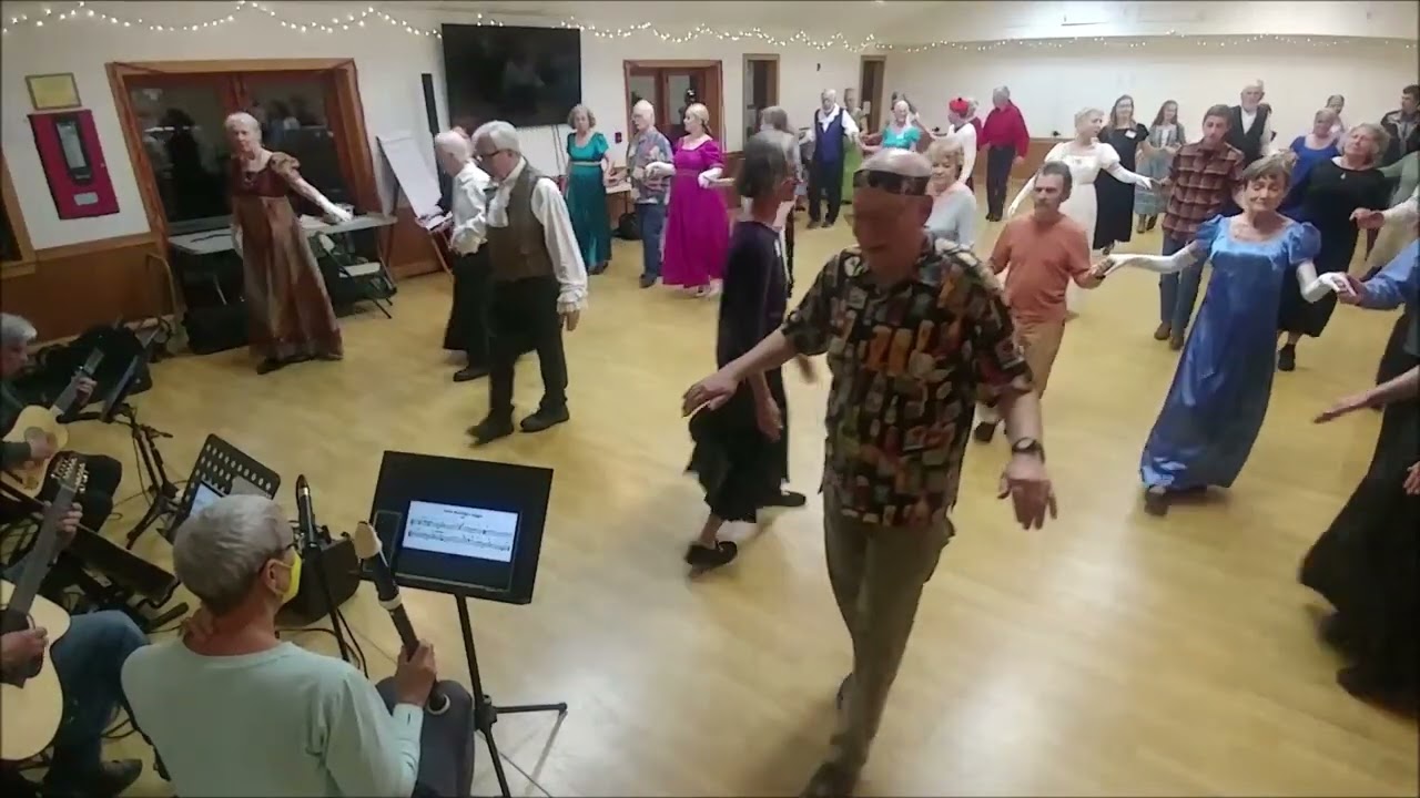 Mr. Beveridge's Maggot (BBC version) • English Country Dance