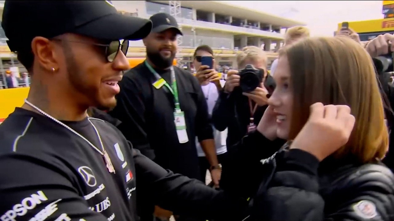 F1 Drivers FLIRTING for 9 Savage Minutes