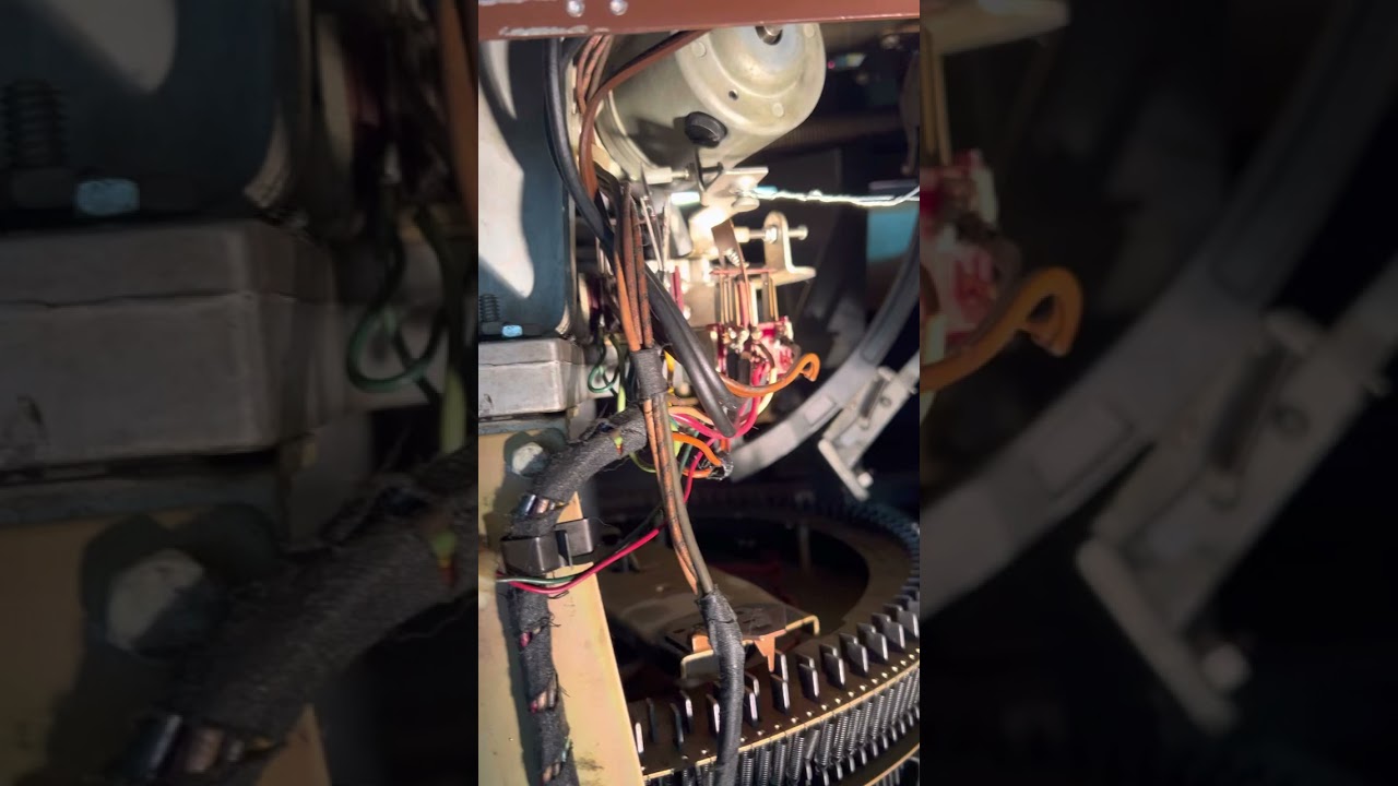 Issue with Wurlitzer 2610 Jukebox advancing and rejecting records