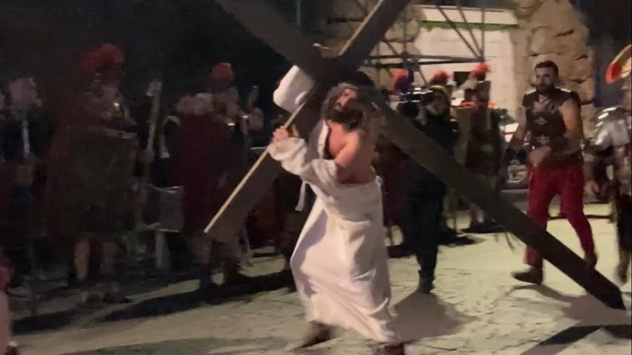 Rievocazione della passione e morte di Gesu’