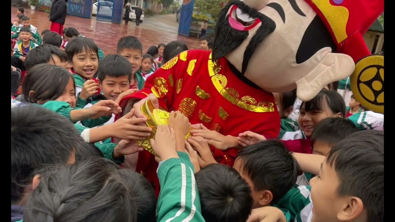 Ngày hội Sắc xuân Nga My II 