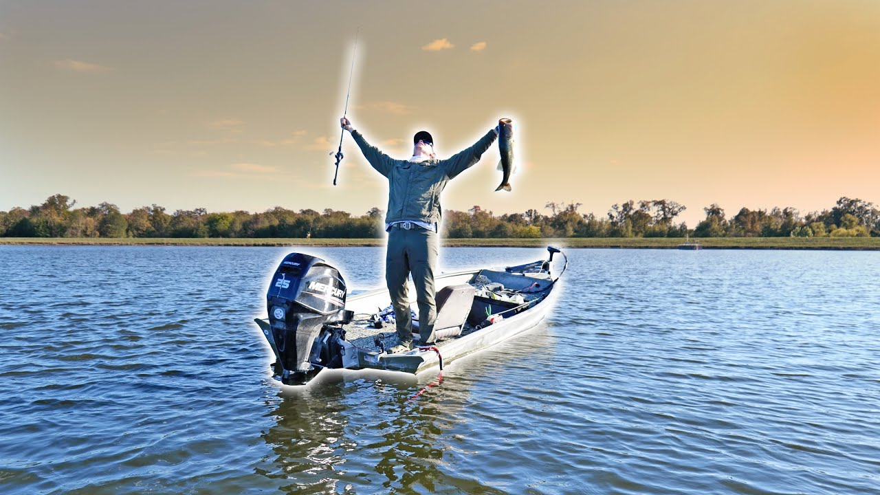 Worm & Jig Fishing Deep Brush with NO Electronics! Jon Boat Bass Fishing the Fall