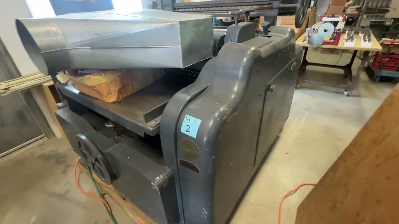 Lot 2 industrial planer 
