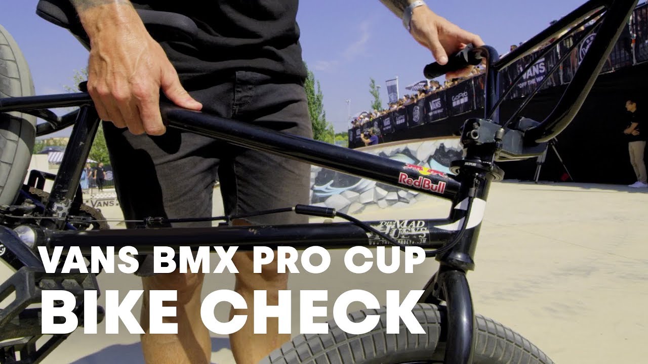 BMX Brakes vs Brakeless | Bike Check with Corey Bohan & Boyd Hilder