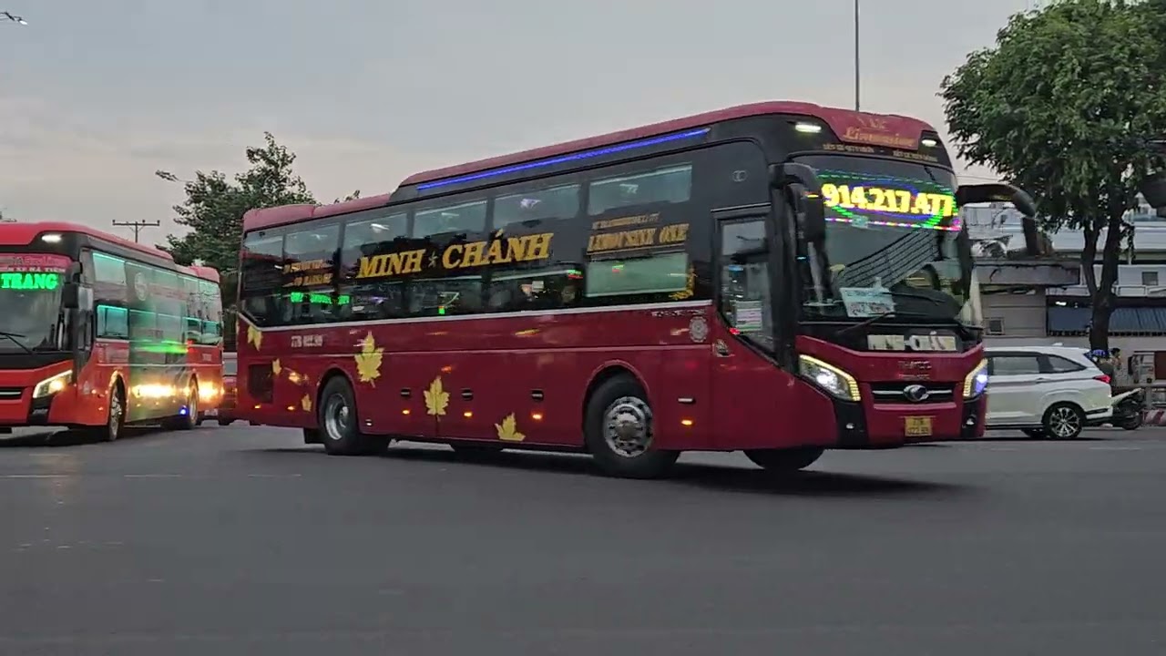 Xe khách xuất bến tại bến xe Miền Tây lúc 18h10 - 13/07/2024