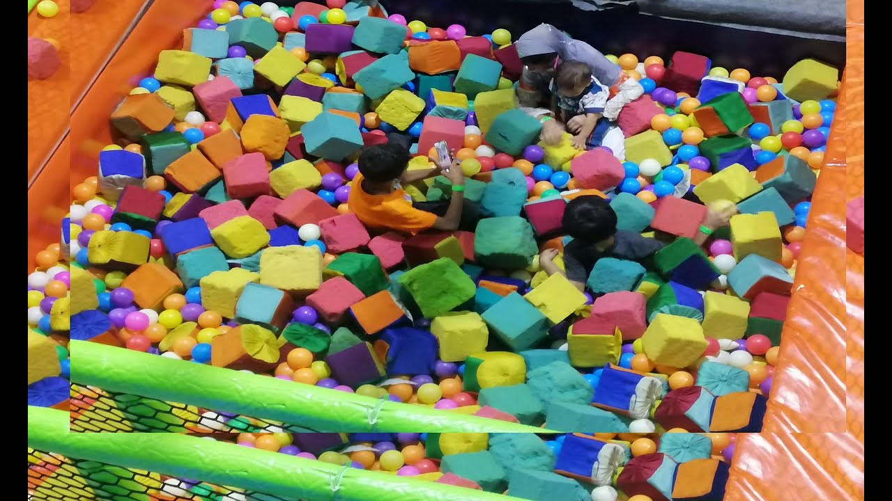 Amanah Mall Lahore | Magic Planet | Largest Trampoline Park 