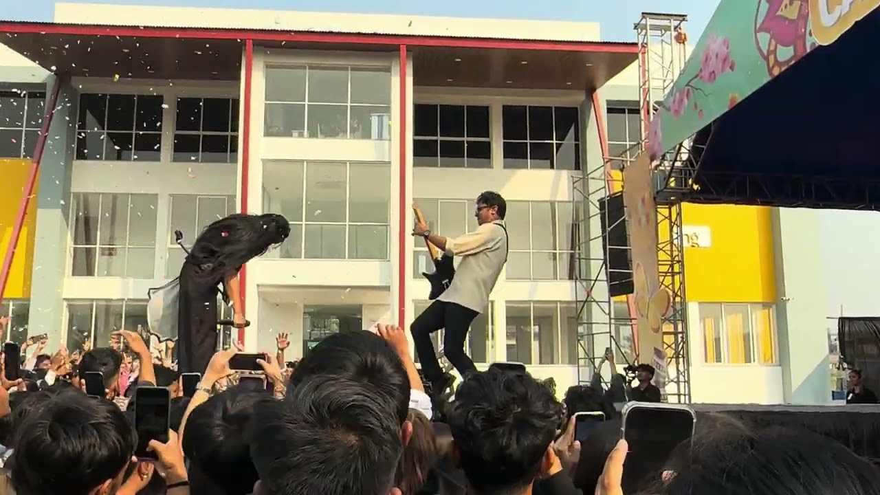Timro man mero lagi || Swar || live in IIC || #viralsong || #like_share_subscribe  ⁨@swar5729⁩