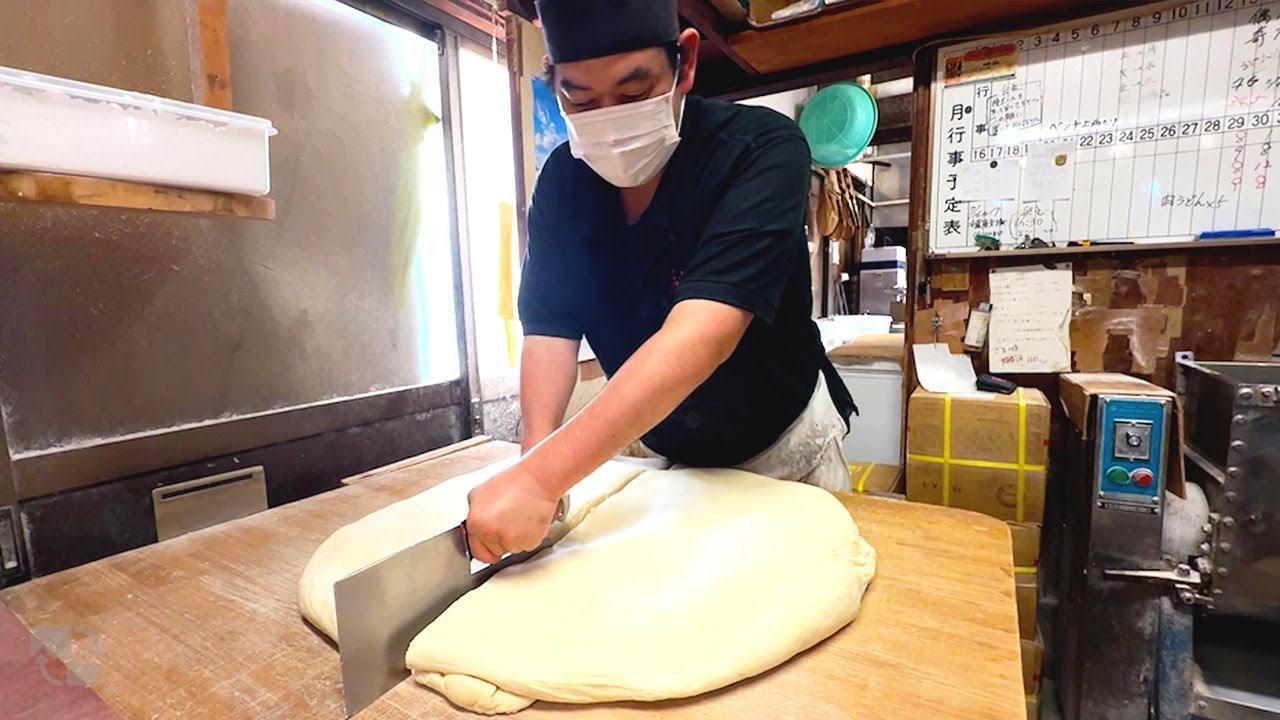 Incredibly Delicious Udon & Goboten at a Long-Established Roadside Shop