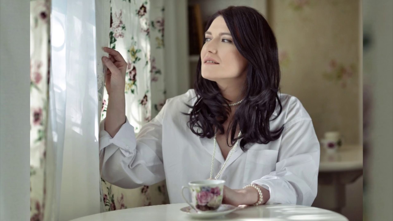 Alina Manole -  In urma mea (album version)