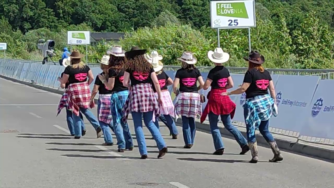 Country dance - Polka Na Golici Avsenik, Tour of Slovenia, Škofljica 04.06.2025