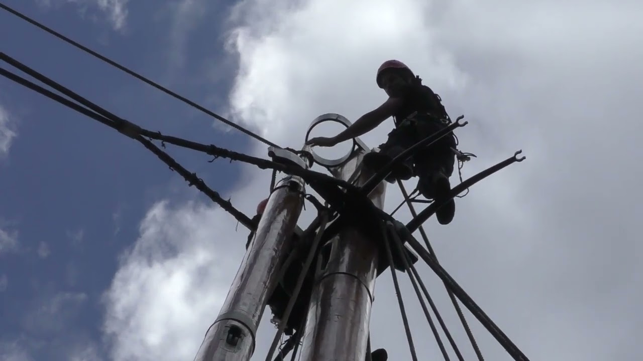 Lift the Topgallant Mast