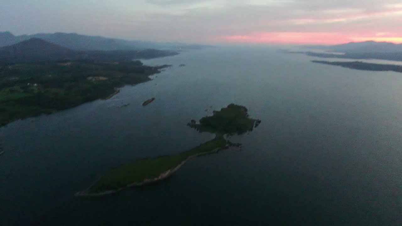 DRONE FOOTAGE OF COORNAGILLAGH COVE BY TUOSIST, KENMARE. JULY 2021