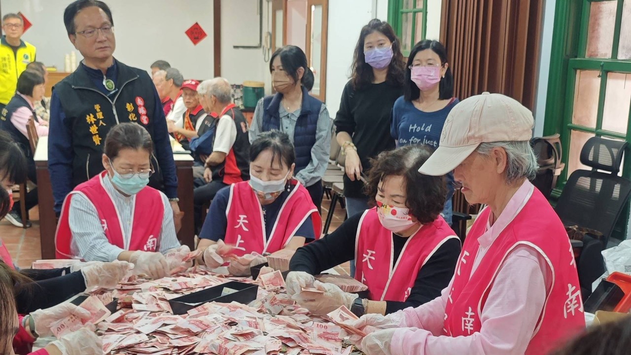 彰化南瑤宮整修完工香火旺　開箱清點香油錢較去年增百萬元