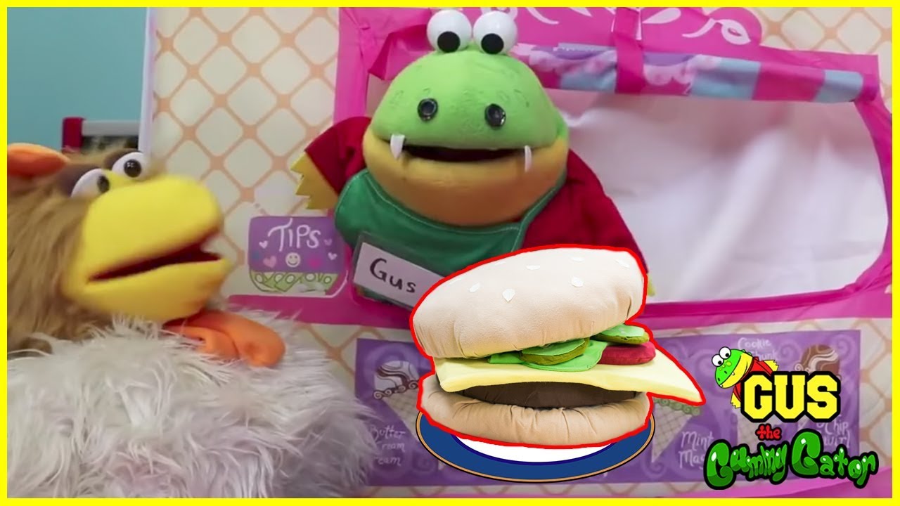 GIANT FOOD PRETEND PLAY TOYS! Let's have fun cooking and baking
