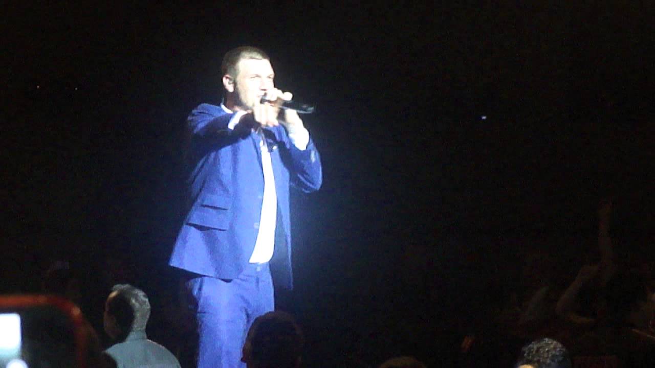 BACKSTREET BOYS NICK CARTER PRESENTADO A LOS DEMAS BOYS,AUDITORIO TELMEX 27/06/2015 GUADALAJARA