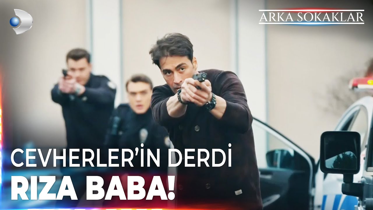 Hastane Önünde İşler Karıştı! #ArkaSokaklar Özel Klip