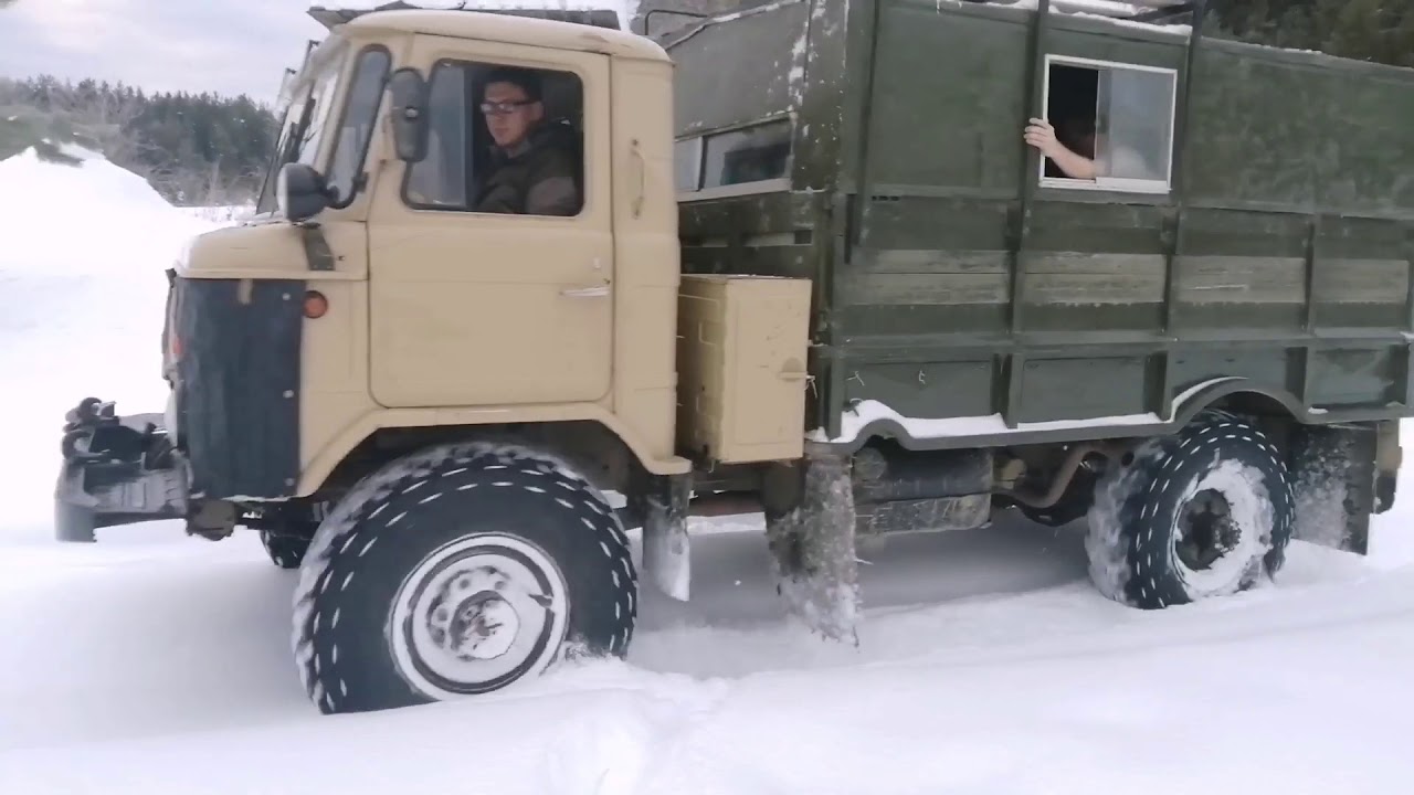 Газ 66 по снегу.
