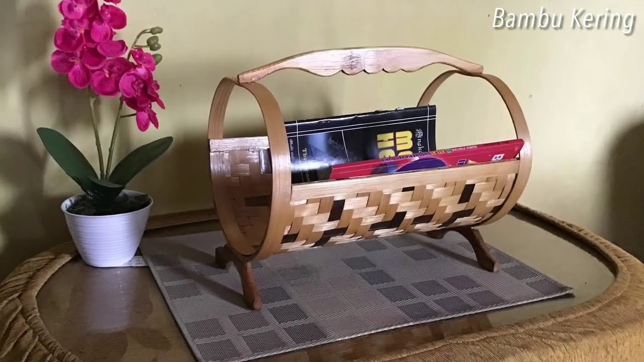 Cara Membuat Tempat Majalah atau Koran dari Anyaman Bambu