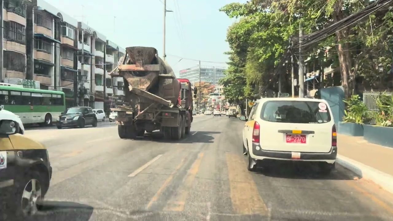 သင်မောင်းလိုင်စင်နဲ့ ခ”လိုင်စင်လိုင်တွေဘယ်လိုလုပ်ရမလဲဆိုတာလေးရှင်းပြပေးတာပါ…..