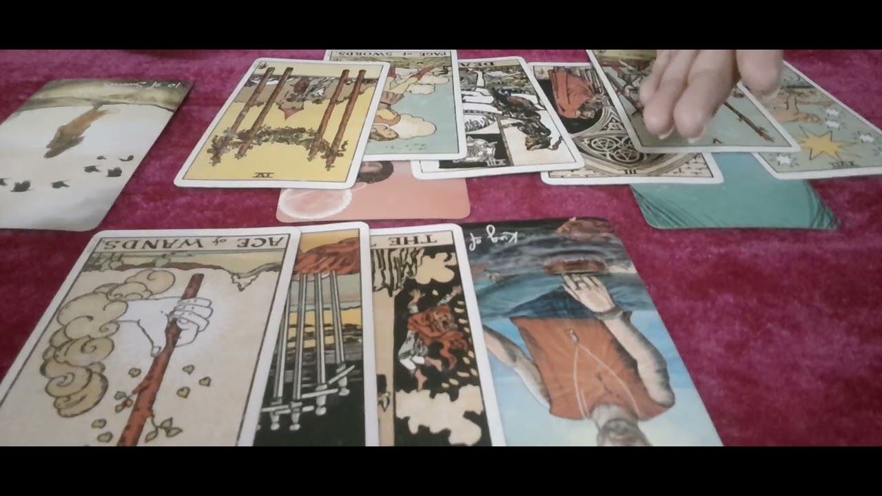 LEO ♌️ MID SEPTEMBER 💖 CUTTING THE STRINGS #tarot #soulmate #love #currentfeelings 