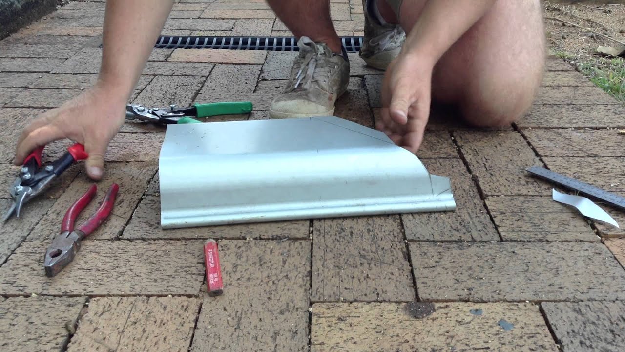 How to cut External Quad gutter corner on Quad 150 part 2