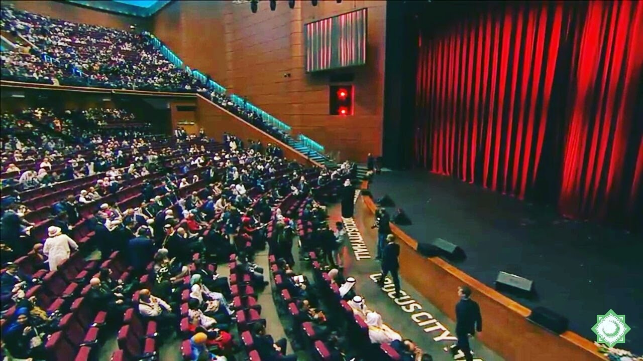 شعيب فضيل يتألق في الحفل الختامي بموسكو (روسيا)