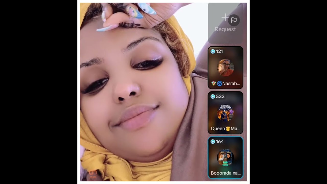 ASTAHIL O QATOYAN KATAGAN QUEEN MANAL RASHKA AYADO LA HADLEYSA ARKAY O U SORONEYSA JACEL KA DHEXEYA