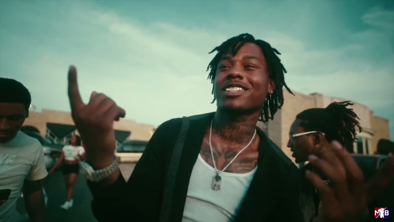 Deemob Ft Poloboy Nunu - How To Love (Official Music Video)