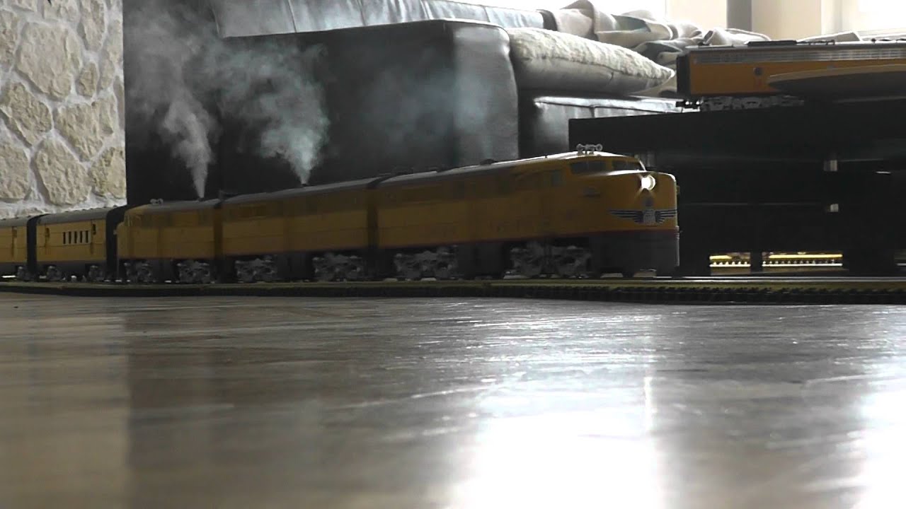Indoor g scale Alco PA1 with Union Pacific City Of Los Angeles