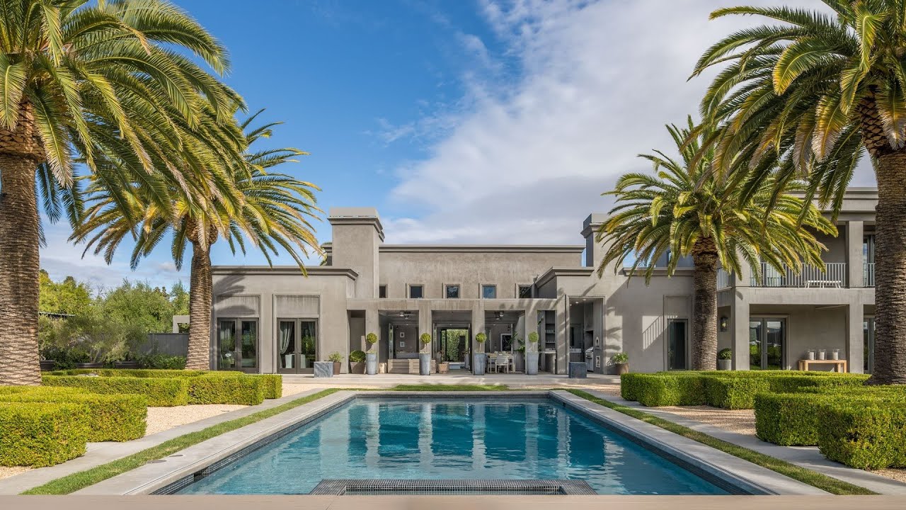 Iconic Napa Valley Estate with Vineyard Views for $10,500,000