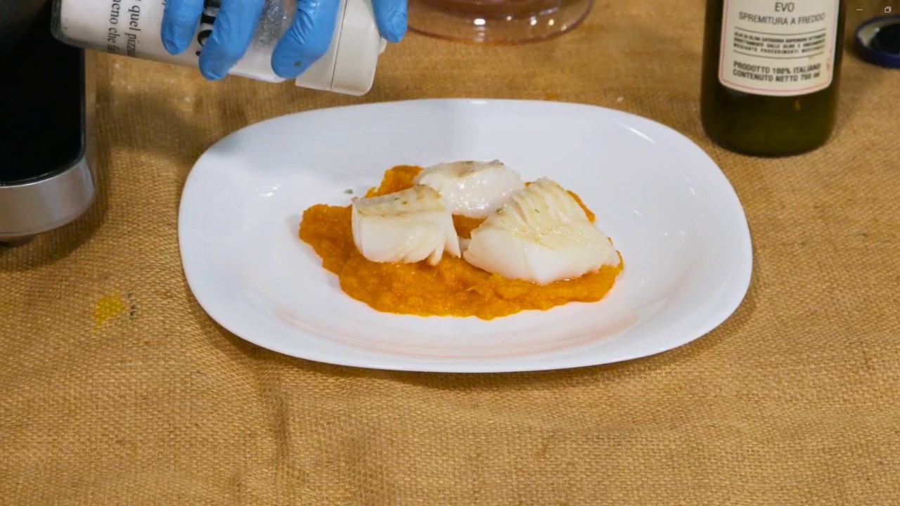 Merluzzo su crema di zucca, Ricetta della trasmissione Noster Chef in onda su TRCModena