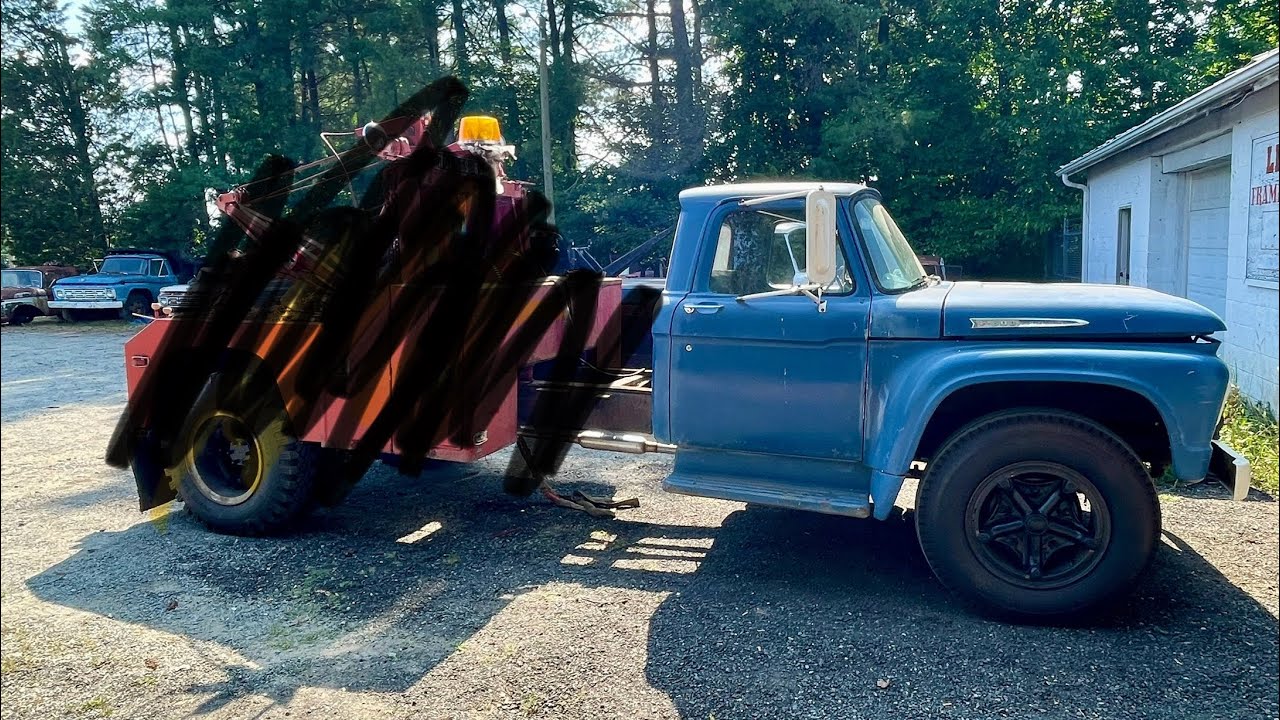 F700 Ford Wrecker Build………Holmes 600 Wrecker Bed