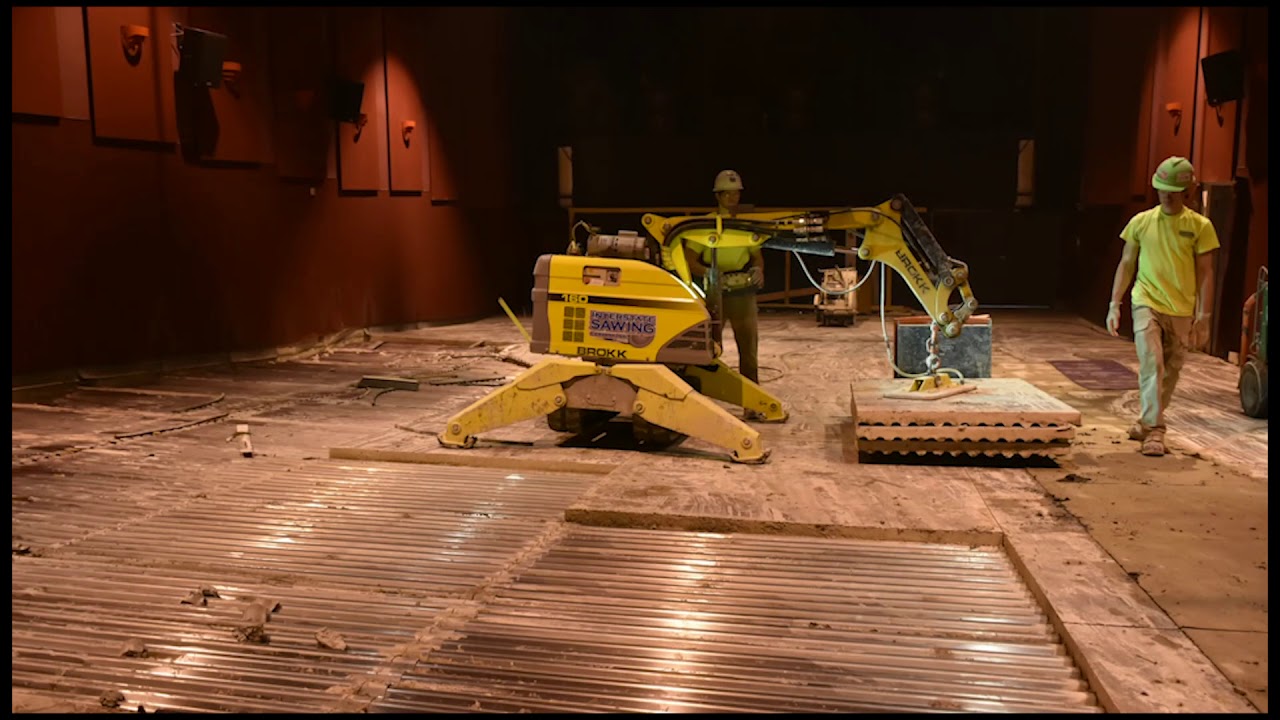 Floor Demo at Mall of America