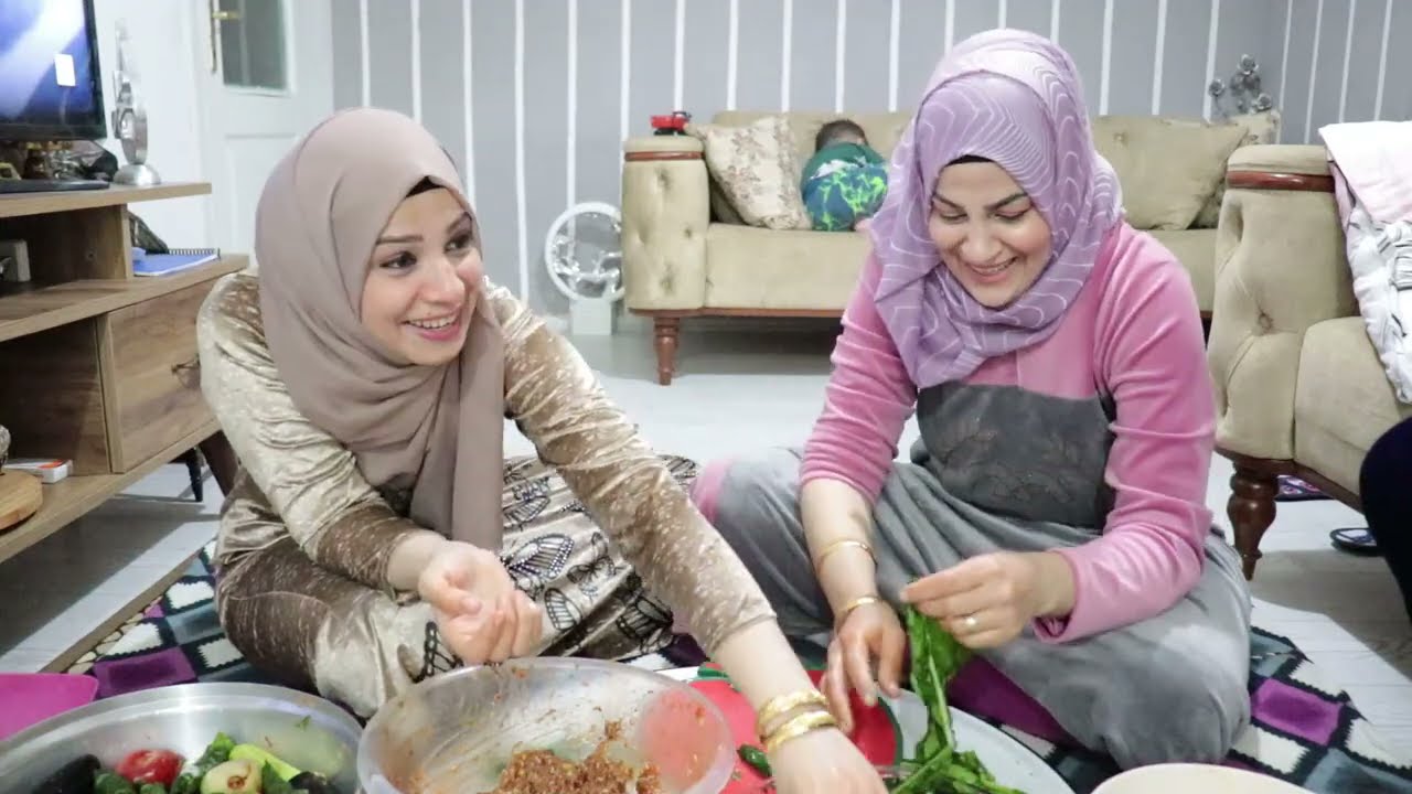 يومه راح يموتني من الضحك 😂 سون دولمه مجكنمه😱