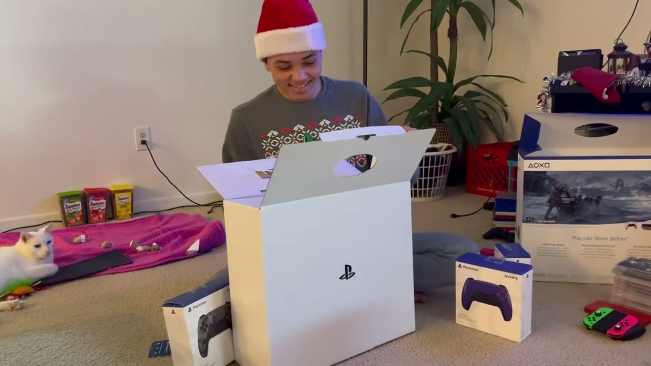 Christmas Day PS5 unboxing